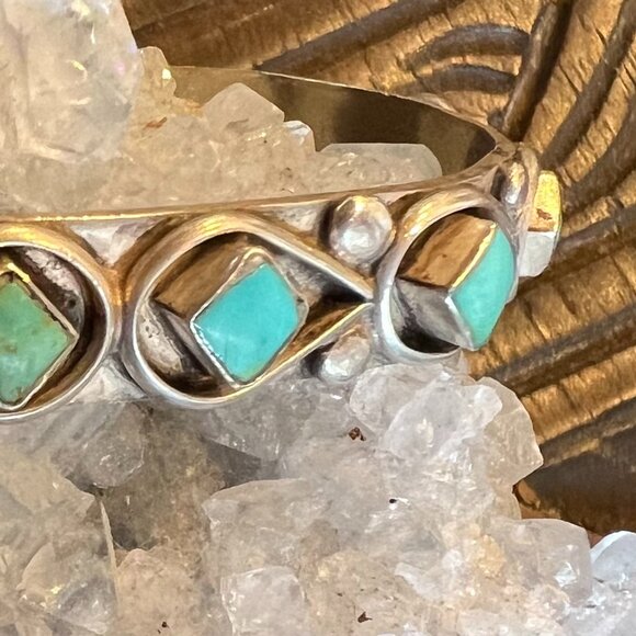 Navajo Native American Signed Turquoise and Sterling Bracelet Adrian Cachini - Picture 3 of 4